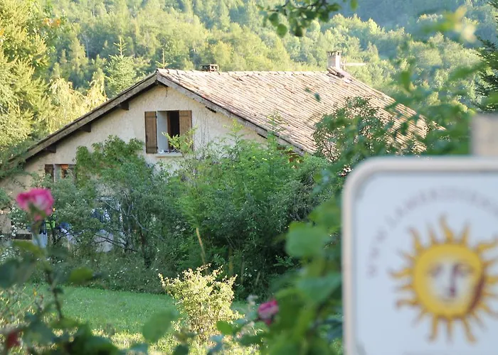 D'hôtes La Méridienne Couette-café *